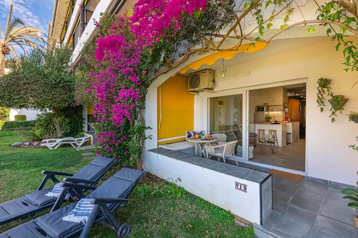 Golden Mile Getaway, Garden View, Pool & Comfort Марбеля Екстериор снимка